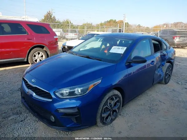 3KPF24AD9ME348387 2021 KIA FORTE - Image 2