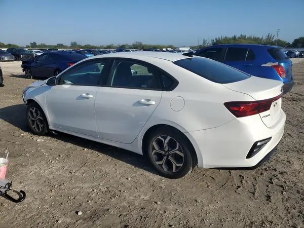 3KPF24AD9ME349202 2021 KIA FORTE - Image 2