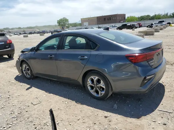 3KPF24AD9ME349278 2021 KIA FORTE - Image 2