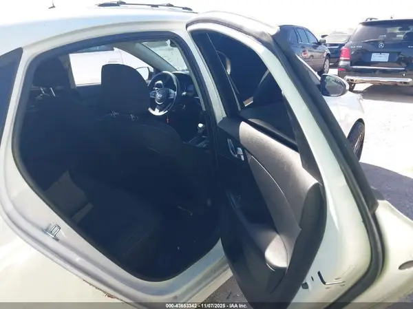 3KPF24AD9ME349491 2021 KIA FORTE - Image 8
