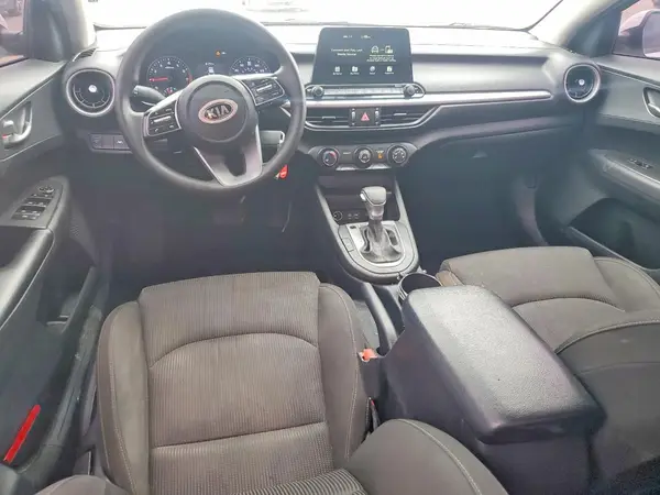 3KPF24AD9ME353315 2021 KIA FORTE - Image 8
