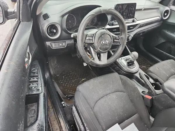 3KPF24AD9ME353475 2021 KIA FORTE - Image 8