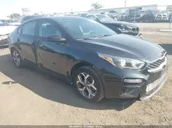 3KPF24AD9ME354240 2021 KIA FORTE