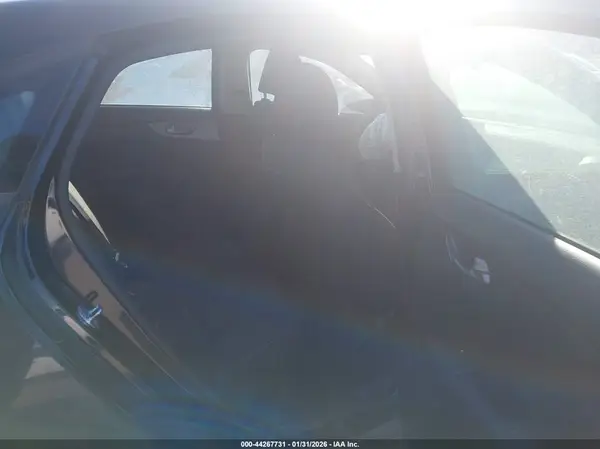 3KPF24AD9ME354321 2021 KIA FORTE - Image 8