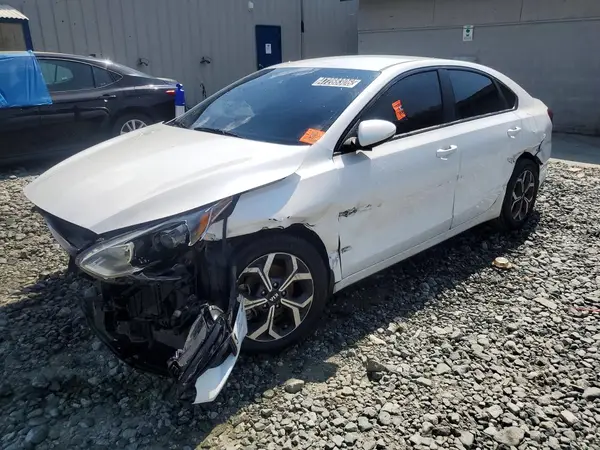 3KPF24AD9ME355288 2021 KIA FORTE - Image 1
