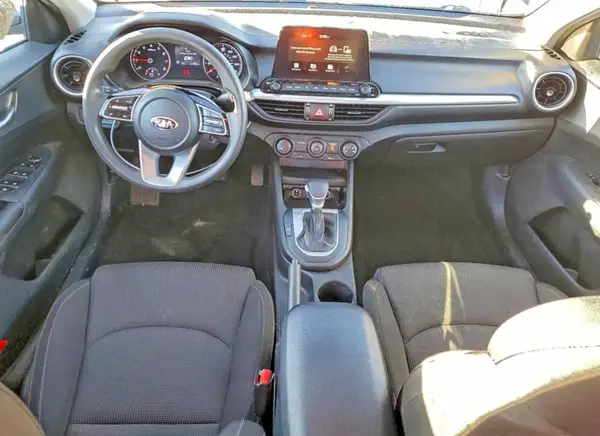 3KPF24AD9ME357557 2021 KIA FORTE - Image 8