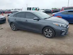 3KPF24AD9ME358627 2021 KIA FORTE