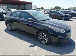 3KPF24AD9ME359812 2021 KIA FORTE