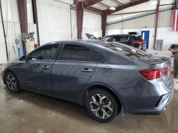 3KPF24AD9ME361513 2021 KIA FORTE - Image 2