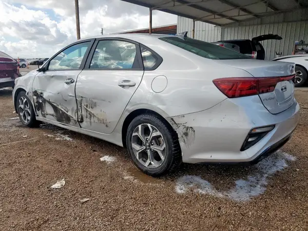 3KPF24AD9ME363374 2021 KIA FORTE - Image 2