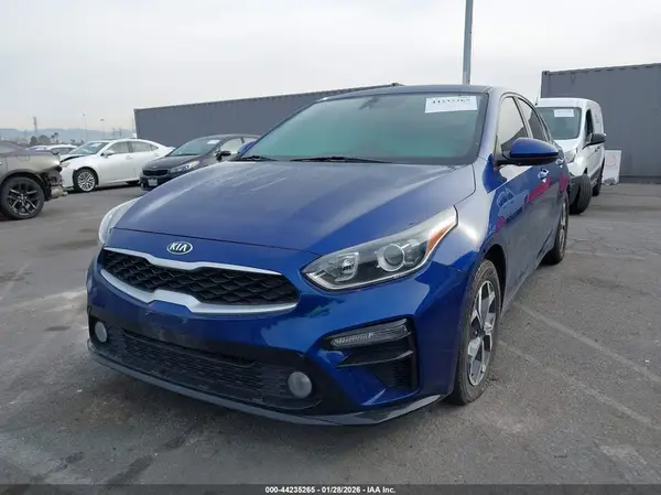 3KPF24AD9ME364220 2021 KIA FORTE - Image 2
