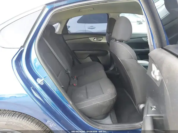 3KPF24AD9ME364220 2021 KIA FORTE - Image 8