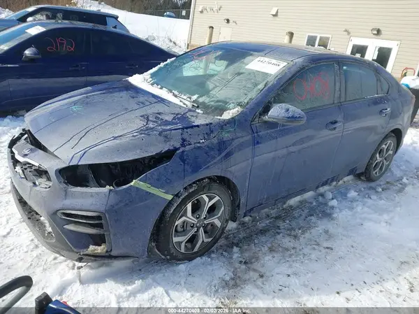 3KPF24AD9ME367716 2021 KIA FORTE - Image 2