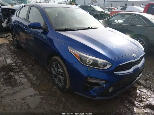 3KPF24AD9ME369479 2021 KIA FORTE - Image 1