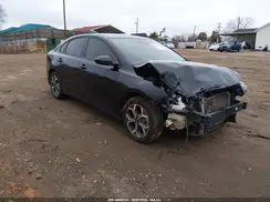 3KPF24AD9ME369773 2021 KIA FORTE