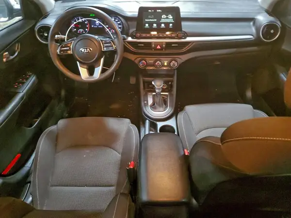 3KPF24AD9ME370065 2021 KIA FORTE - Image 8