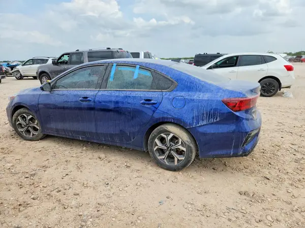 3KPF24AD9ME370194 2021 KIA FORTE - Image 2