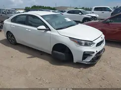 3KPF24AD9ME374875 2021 KIA FORTE