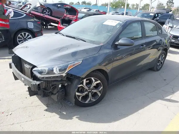 3KPF24AD9ME379851 2021 KIA FORTE - Image 2