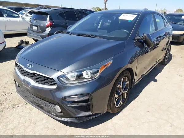 3KPF24AD9ME380885 2021 KIA FORTE - Image 2