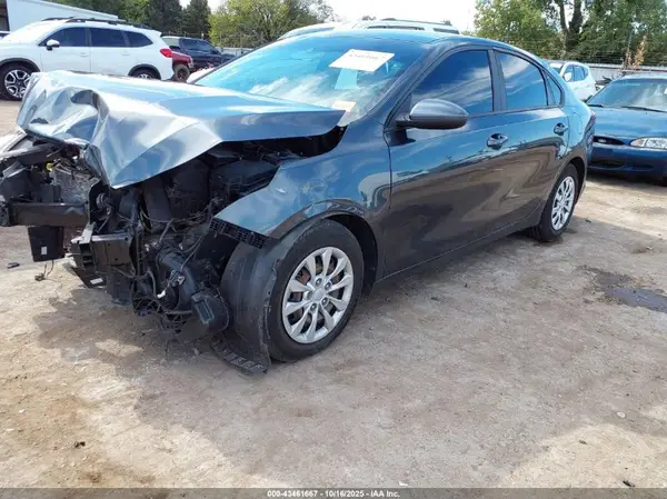 3KPF24AD9ME381373 2021 KIA FORTE - Image 2