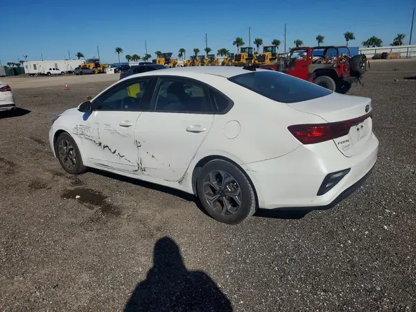 3KPF24AD9ME383222 2021 KIA FORTE - Image 2