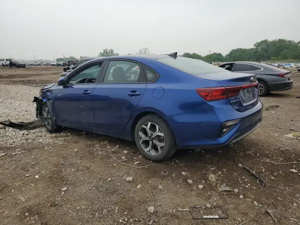 3KPF24AD9ME385097 2021 KIA FORTE - Image 2