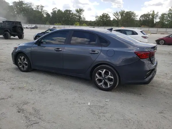 3KPF24AD9ME389098 2021 KIA FORTE - Image 2