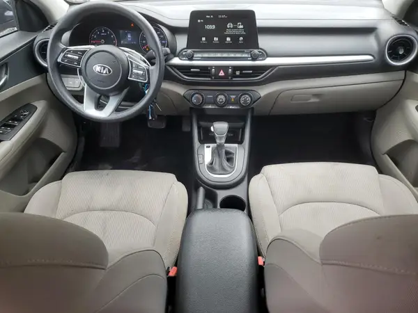 3KPF24AD9ME390476 2021 KIA FORTE - Image 8