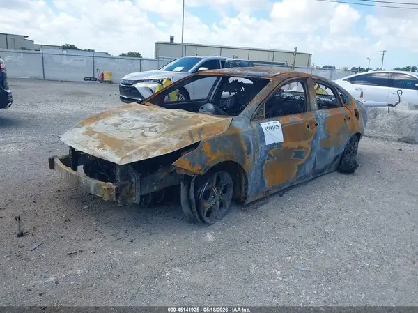 3KPF24AD9ME392213 2021 KIA FORTE - Image 2