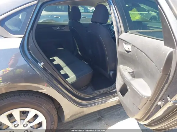 3KPF24AD9ME393376 2021 KIA FORTE - Image 8