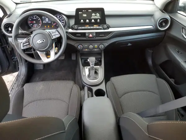 3KPF24AD9ME394804 2021 KIA FORTE - Image 8