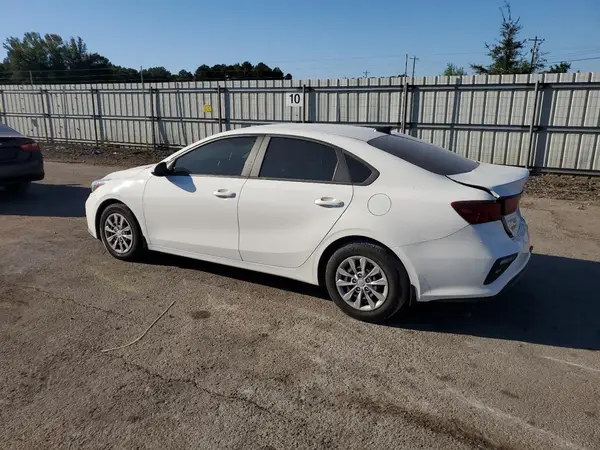 3KPF24AD9ME402724 2021 KIA FORTE - Image 2