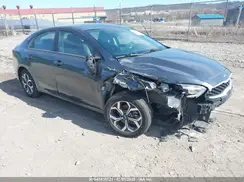 3KPF24AD9ME409155 2021 KIA FORTE