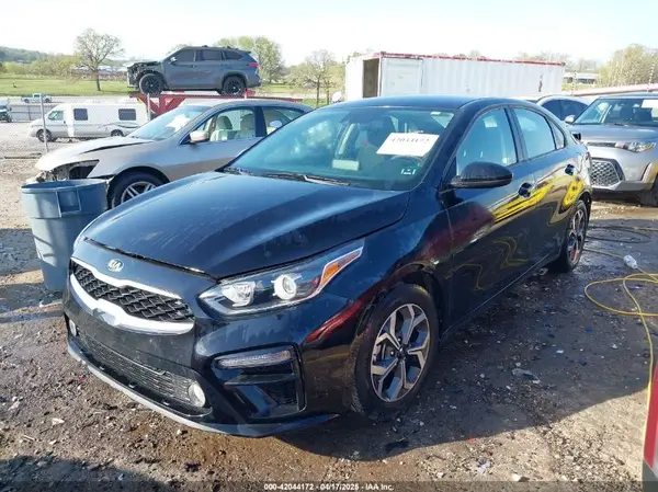 3KPF24AD9ME410824 2021 KIA FORTE - Image 2