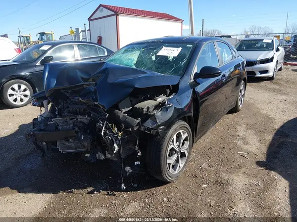 3KPF24AD9ME412525 2021 KIA FORTE - Image 2