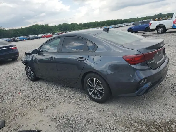 3KPF24AD9NE418200 2022 KIA FORTE - Image 2