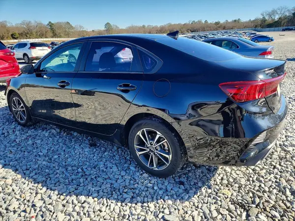 3KPF24AD9NE418701 2022 KIA FORTE - Image 2