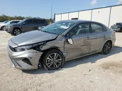 3KPF24AD9NE424384 2022 KIA FORTE