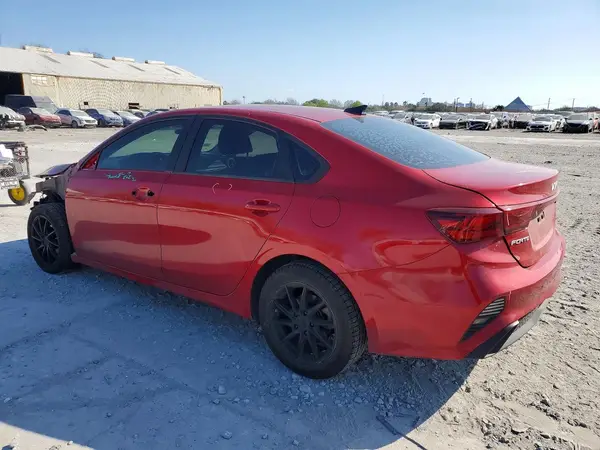 3KPF24AD9NE427043 2022 KIA FORTE - Image 2