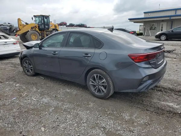 3KPF24AD9NE428211 2022 KIA FORTE - Image 2