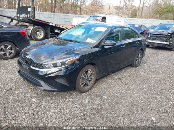 3KPF24AD9NE429214 2022 KIA FORTE - Image 2
