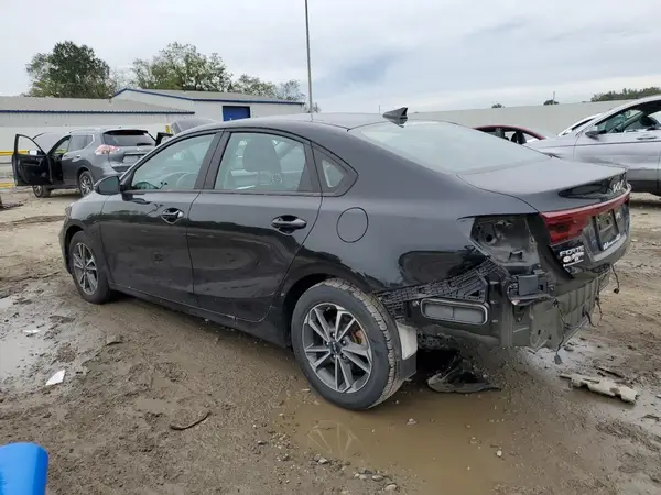 3KPF24AD9NE429276 2022 KIA FORTE - Image 2