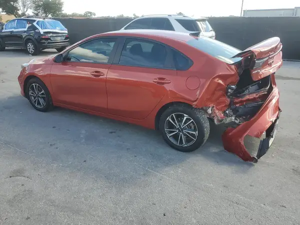 3KPF24AD9NE429519 2022 KIA FORTE - Image 2