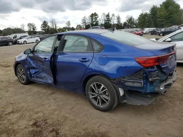 3KPF24AD9NE430945 2022 KIA FORTE - Image 2