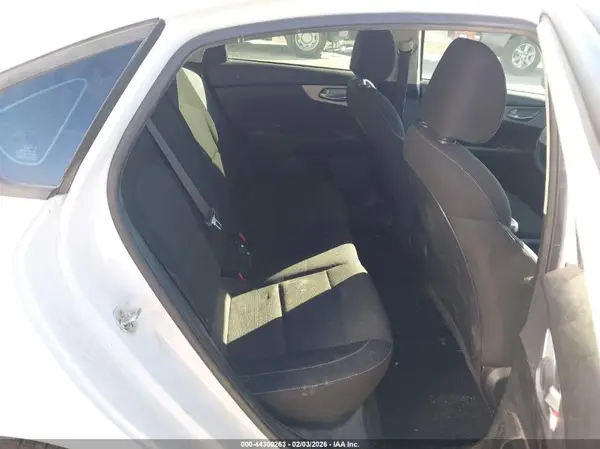 3KPF24AD9NE431559 2022 KIA FORTE - Image 8