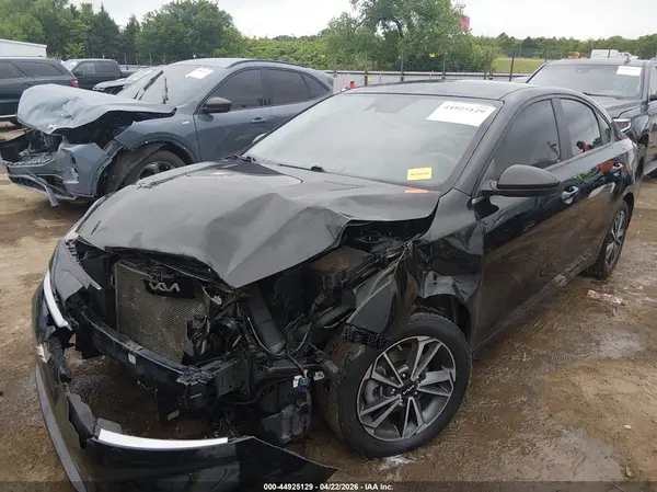 3KPF24AD9NE433117 2022 KIA FORTE - Image 2