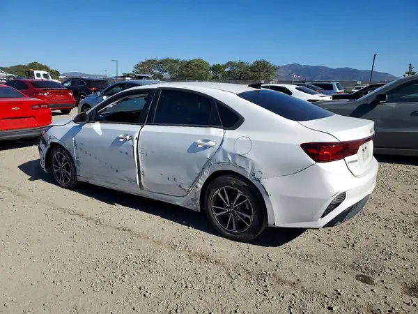 3KPF24AD9NE433280 2022 KIA FORTE - Image 2
