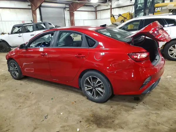 3KPF24AD9NE434879 2022 KIA FORTE - Image 2