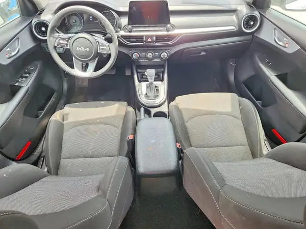 3KPF24AD9NE435594 2022 KIA FORTE - Image 8